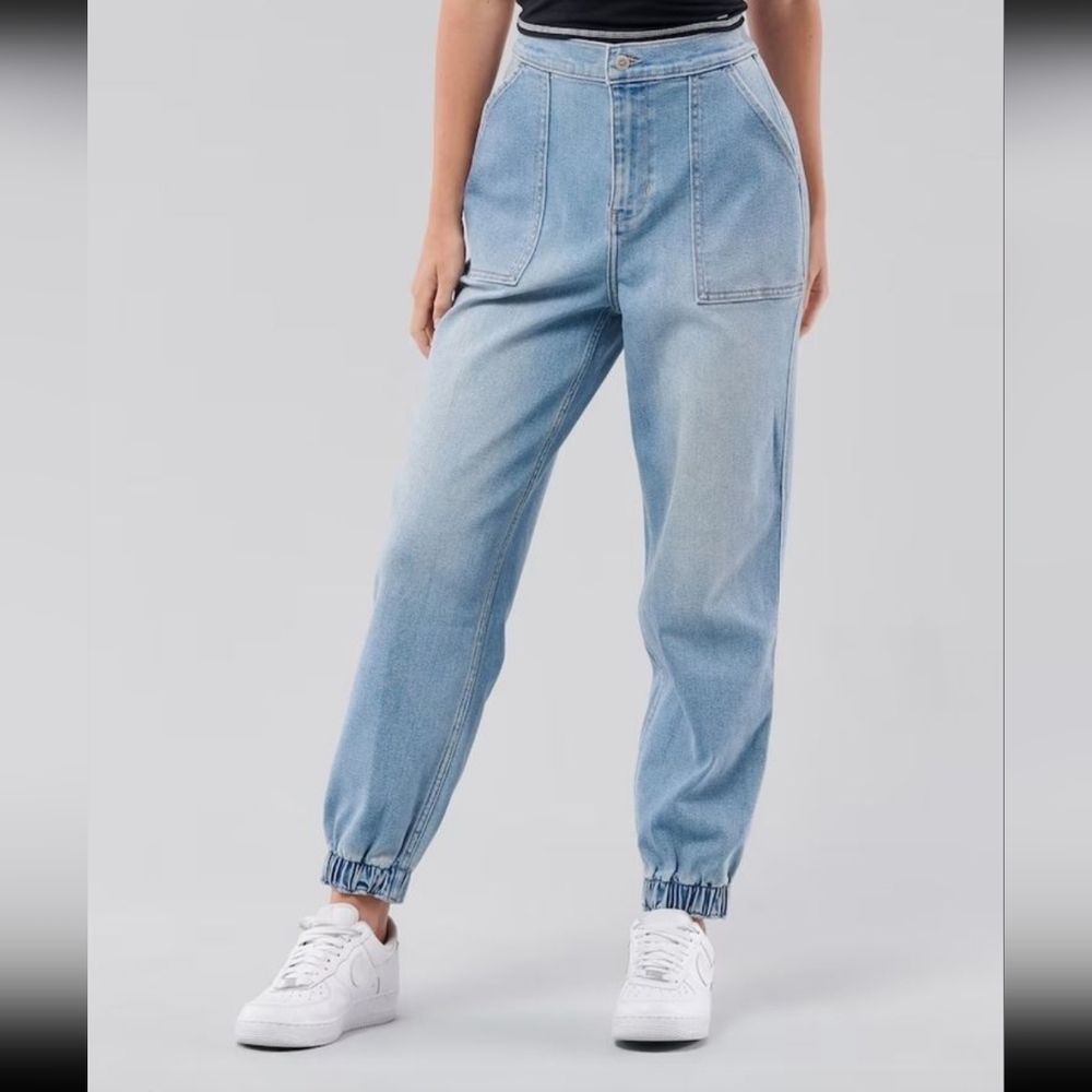 Relaxed Hollister Ultra High Rise Denim Jogger Jeans Vintage Soft Stretch Size M